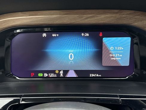 Used 2024 Volkswagen Atlas SE image 11