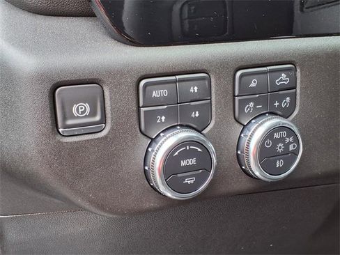 New 2025 GMC Sierra 2500 SLT w/ SLT Convenience Package image 21