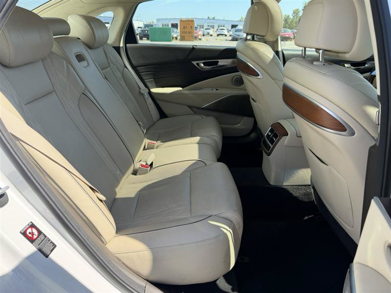 Used 2019 Kia K900 Luxury w/ VIP Package AWD/4WD image 13