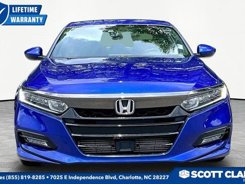 Used 2020 Honda Accord Sport image 2