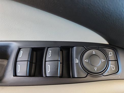 Certified 2023 Buick Enclave Essence image 27