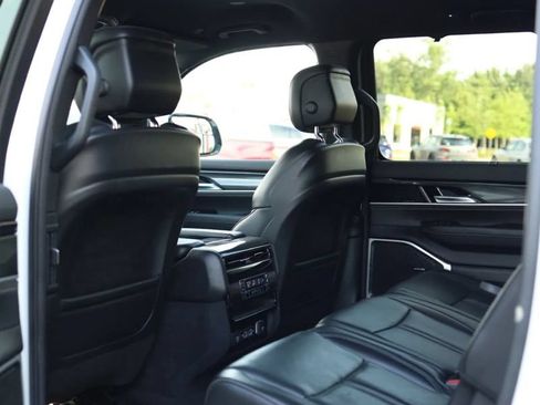 Used 2022 Jeep Wagoneer Series I w/ Convenience Group I AWD/4WD image 30