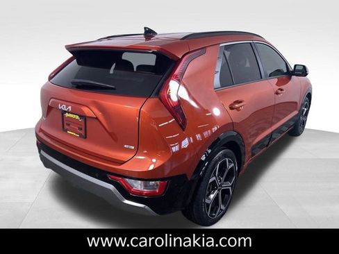 New 2023 Kia Niro EX Touring image 3
