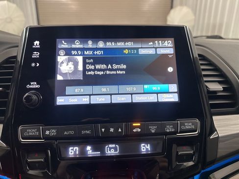 Used 2022 Honda Odyssey Elite image 19