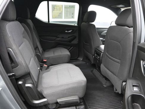 Certified 2023 Chevrolet Traverse LT image 7