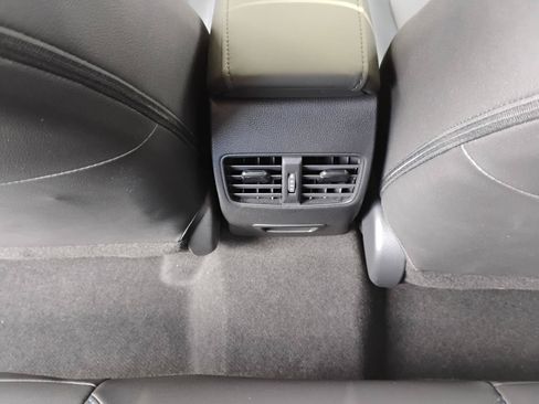 Used 2023 Toyota Corolla Cross AWD Hybrid w/ Convenience Package image 68