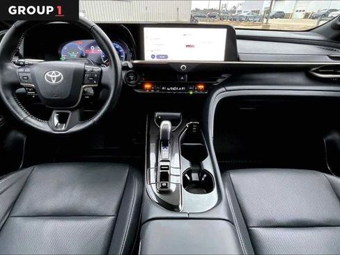 Certified 2025 Toyota Crown Signia w/ Advanced Technology Package AWD/4WD image 16