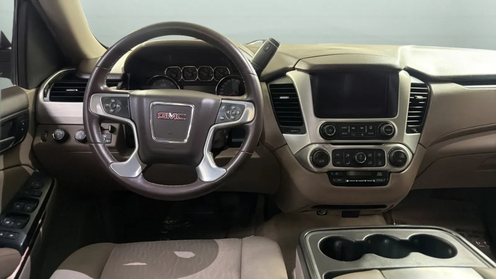 Used 2015 GMC Yukon XL SLE w/ HD Trailering Package AWD/4WD image 10