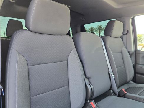 Used 2022 Chevrolet Silverado 1500 LT RWD image 31