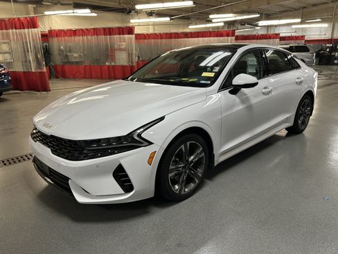 Used 2024 Kia K5 EX w/ EX Premium Package FWD image 6