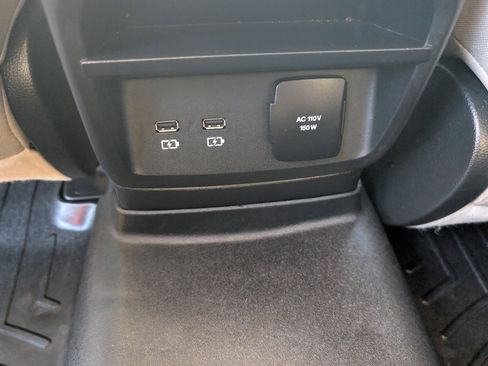 Used 2019 Ford Ranger XLT w/ Equipment Group 301A Mid image 12