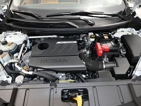 Used 2023 Nissan Rogue Platinum w/ Platinum Premium Package image 24