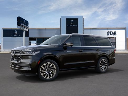 New 2027 Lincoln Navigator Black Label AWD/4WD image 1
