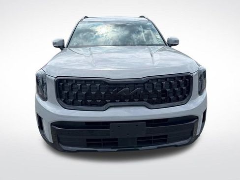 Used 2025 Kia Telluride EX X-Line image 11