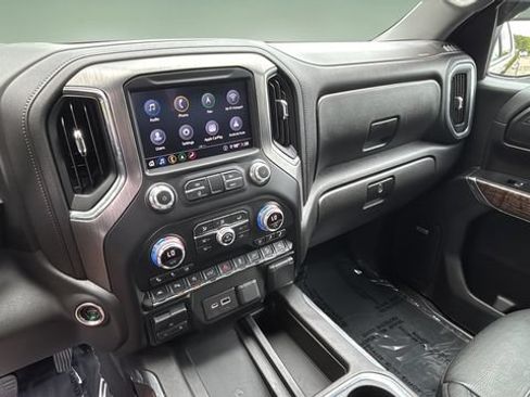 Used 2020 GMC Sierra 1500 Denali w/ Denali Ultimate Package AWD/4WD image 27
