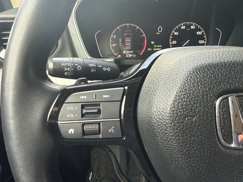 Used 2024 Honda Pilot Touring image 25