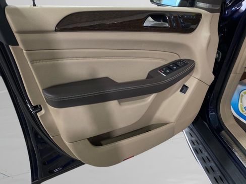 Used 2015 Mercedes-Benz ML 350 4MATIC w/ Premium 1 Package image 19