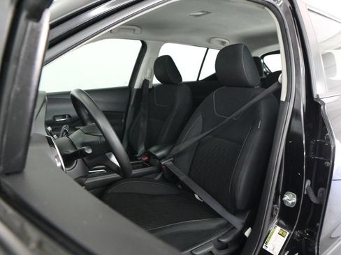 Used 2021 Nissan Kicks SV FWD image 43