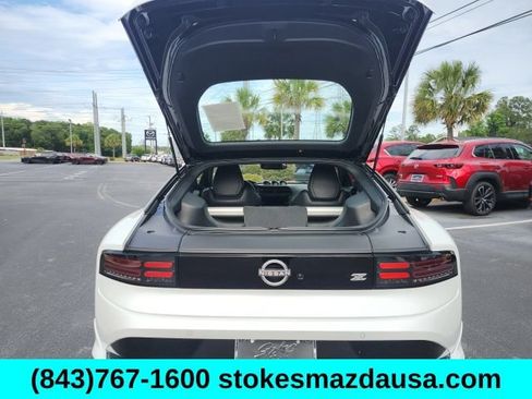 Used 2024 Nissan Z Performance w/ Floor Mat Package RWD image 20