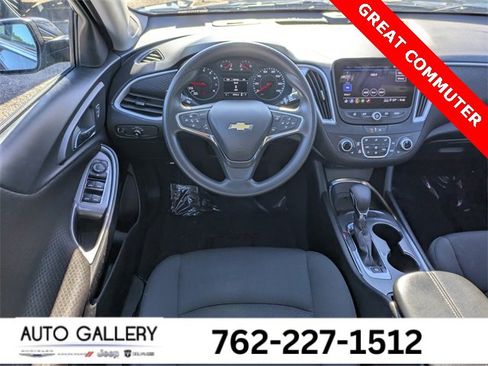 Used 2023 Chevrolet Malibu LT image 16