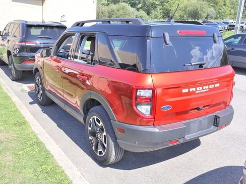 Used 2023 Ford Bronco Sport Outer Banks w/ Tech Package AWD/4WD image 2