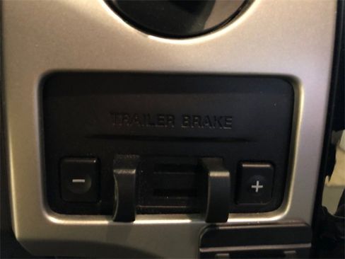 Used 2014 Ford F150 XLT w/ Equipment Group 302A Luxury image 22