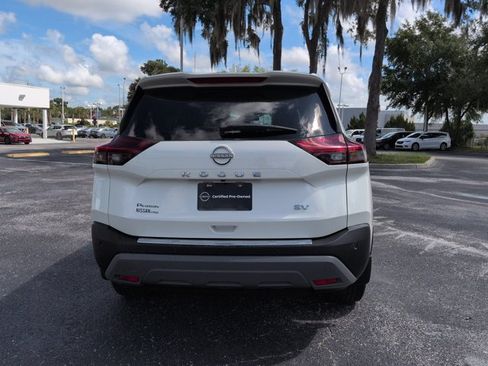 Certified 2023 Nissan Rogue SV FWD image 5