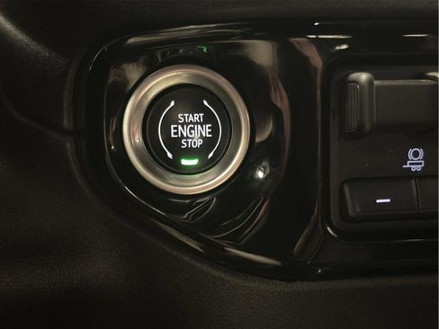 Certified 2024 Chevrolet Silverado 2500 High Country w/ Technology Package image 21