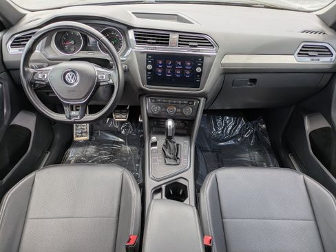Used 2021 Volkswagen Tiguan SE R-Line FWD image 12