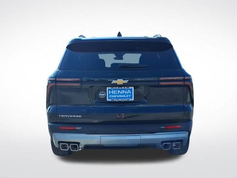 New 2026 Chevrolet Traverse LT w/ Sun and Wheel Package FWD image 4