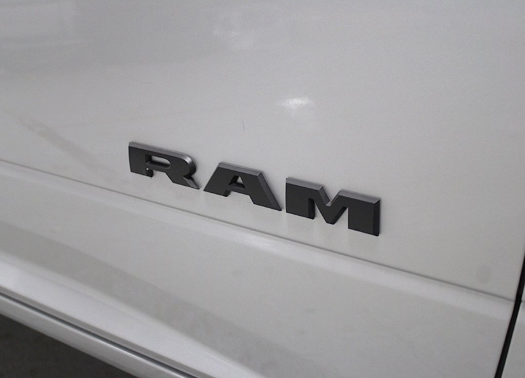 New 2026 RAM 2500 Big Horn AWD/4WD image 42