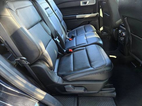 Used 2022 Ford Explorer Limited w/ Equipment Group 301A image 20