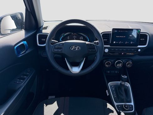 New 2026 Hyundai Venue SEL image 15