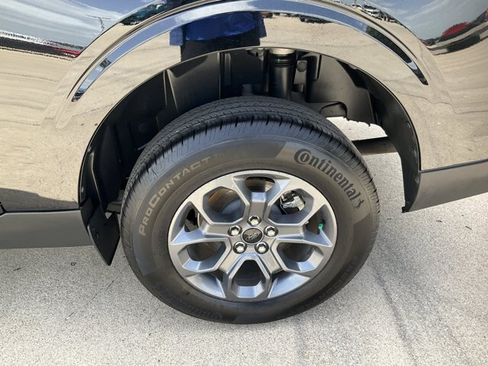 Used 2025 Ford Maverick XLT w/ Equipment Group 302A AWD/4WD image 13