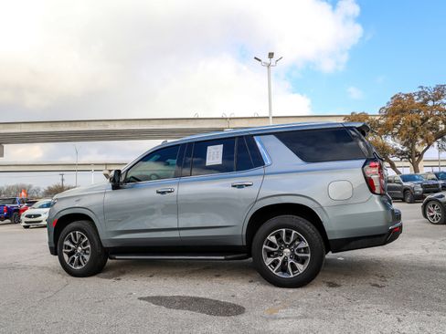 Used 2024 Chevrolet Tahoe LT w/ Luxury Package image 11