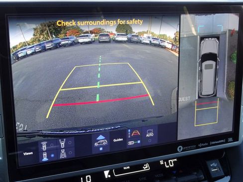Used 2024 Toyota Sequoia Platinum AWD/4WD image 41