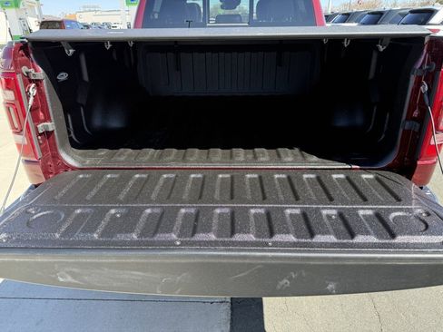 Used 2024 RAM 1500 Laramie image 10