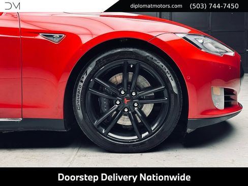Used 2016 Tesla Model S 70D AWD/4WD image 38