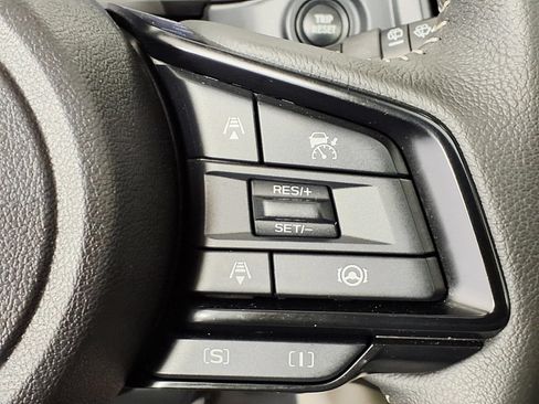 Used 2025 Subaru Forester Premium w/ Convenience Package #1 AWD/4WD image 17