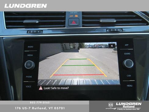 Used 2022 Volkswagen Tiguan SE image 20