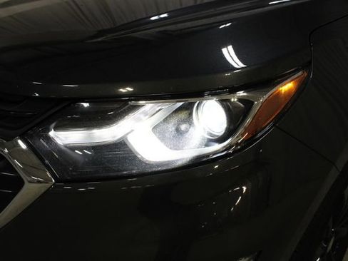 Used 2020 Chevrolet Equinox LT FWD image 34