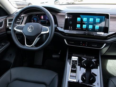 New 2026 Volkswagen Atlas SEL image 22