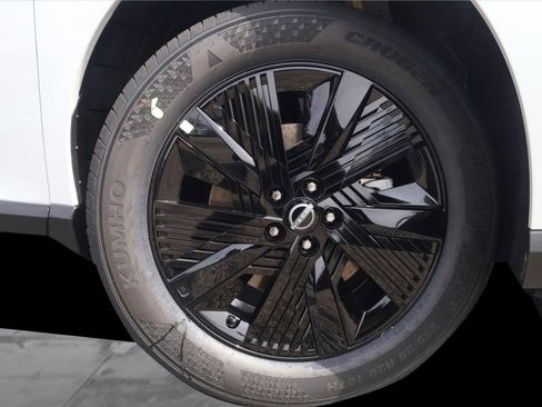 New 2026 Nissan Murano SV image 3