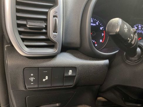 Used 2019 Kia Sportage EX image 24