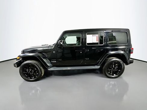 Used 2022 Jeep Wrangler Unlimited Sahara image 5