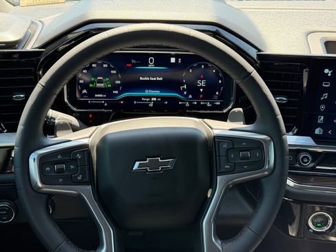 Used 2023 Chevrolet Silverado 1500 RST RWD image 10