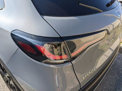 Used 2024 Honda HR-V Sport image 11