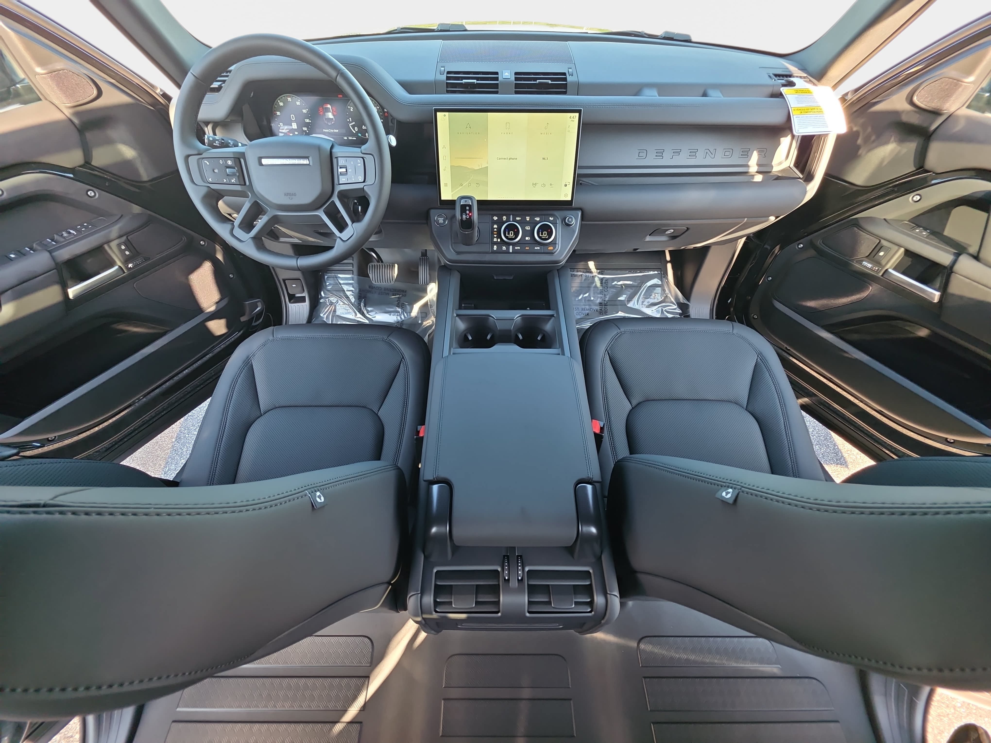 New 2026 Land Rover Defender 110 X-Dynamic SE AWD/4WD image 9