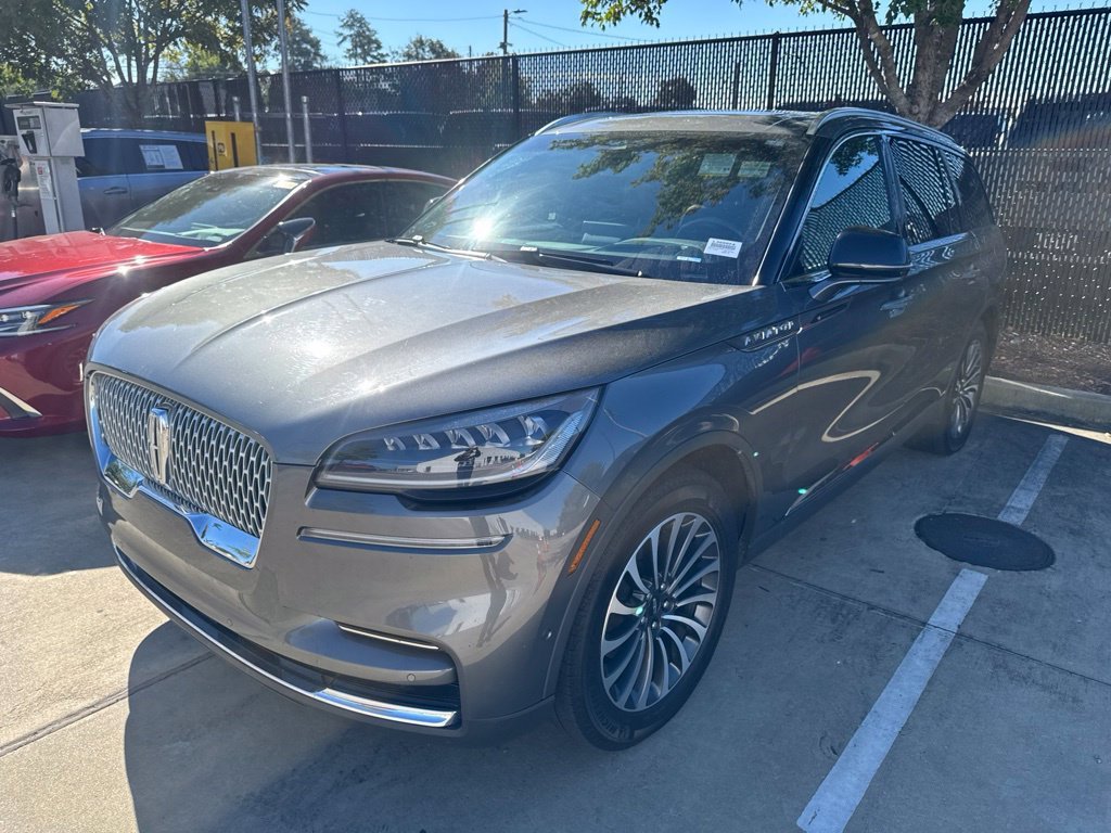 Used 2023 Lincoln Aviator Reserve w/ Equipment Group 201A RWD image 5