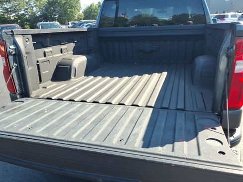Used 2021 Chevrolet Silverado 1500 RST AWD/4WD image 10